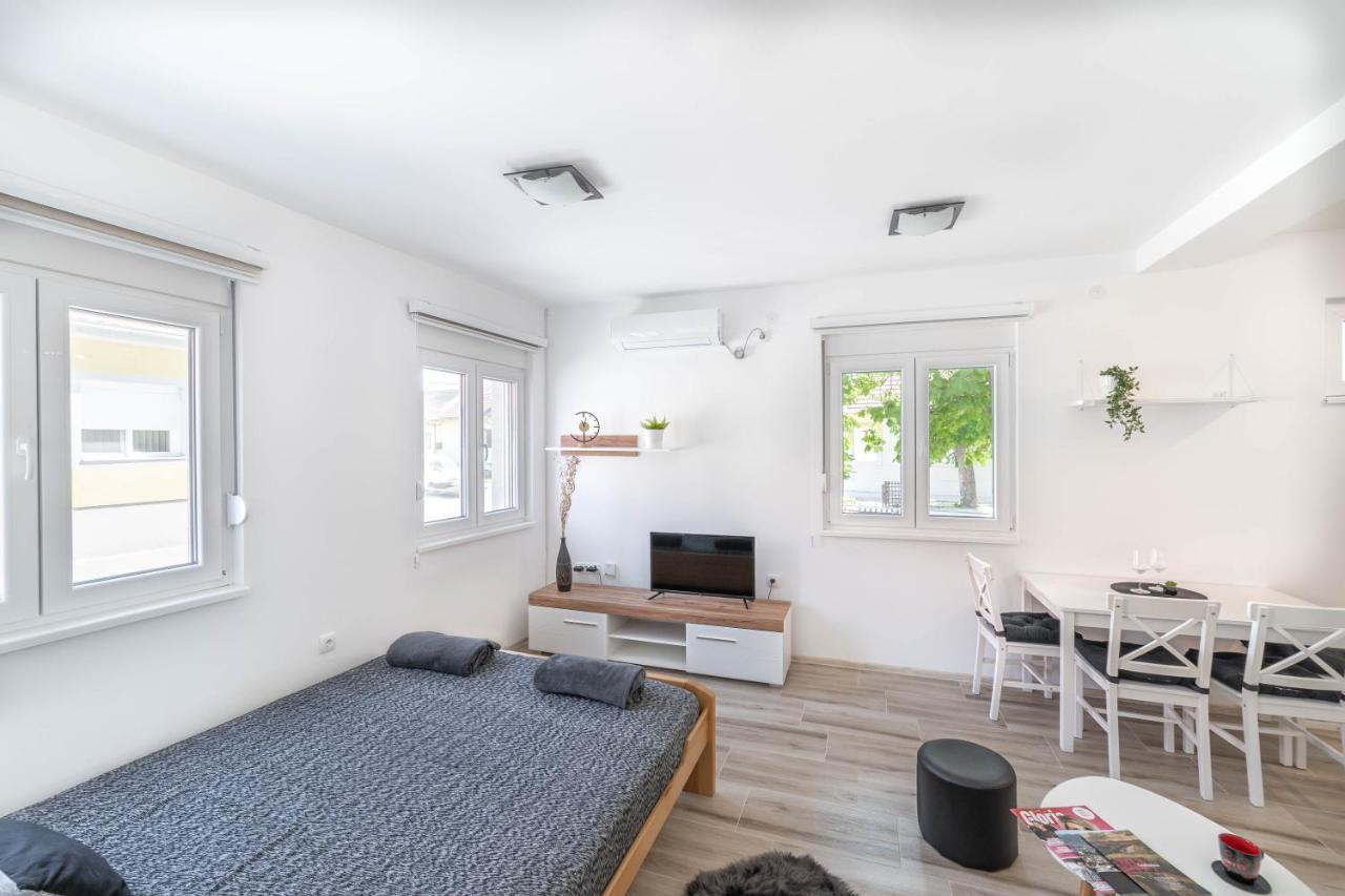 דירות ורסאק Apartman Iva מראה חיצוני תמונה