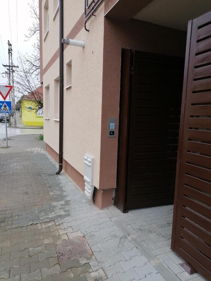 דירות ורסאק Apartman Iva מראה חיצוני תמונה